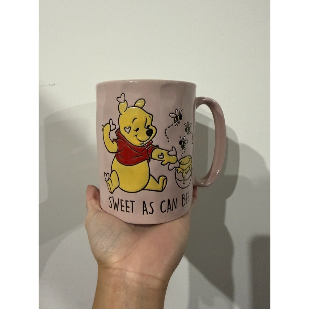 Silver Buffalo Winnie the Pooh Sweet As Can Bee Pink Ceramic Mug 17oz NEW